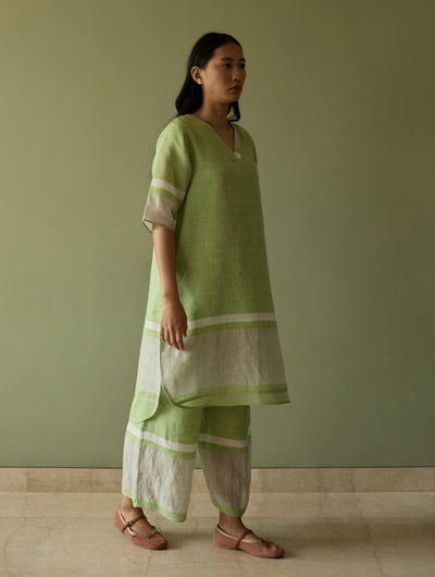 Iva Pleated Border Linen Kurta-Meadow