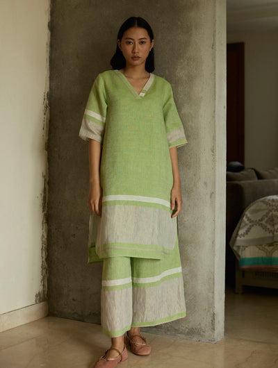 Iva Pleated Border Linen Kurta-Meadow