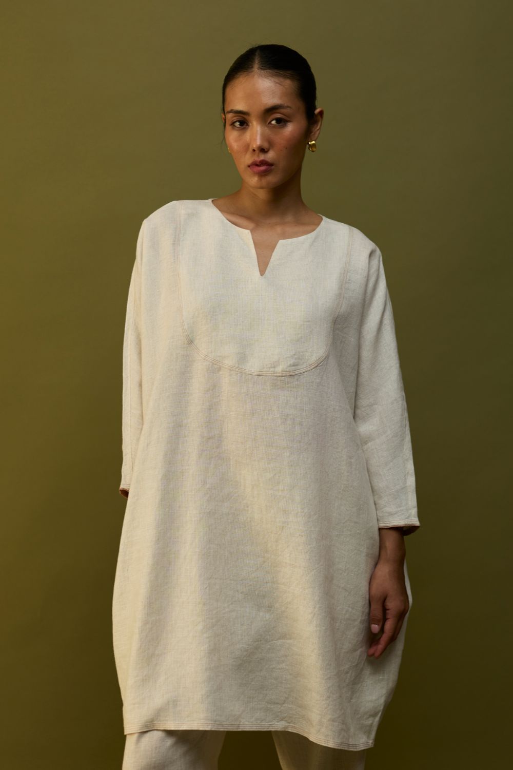 Etsu Yoke Linen Kurta Set - Off White