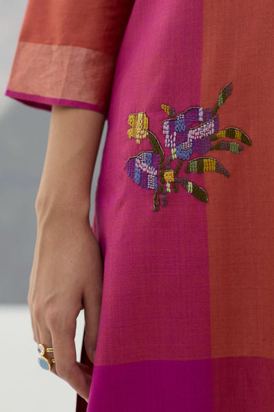 Nira Hand-Embroidered Kurta Set -  Rose