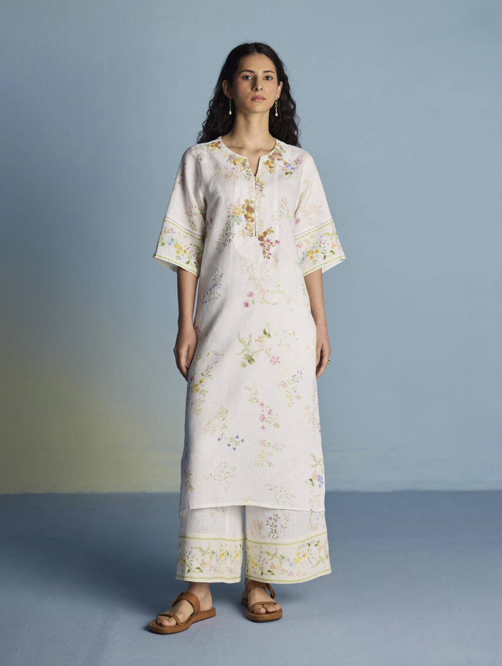 Para Hand-Embroidered Linen Kurta Set  - White