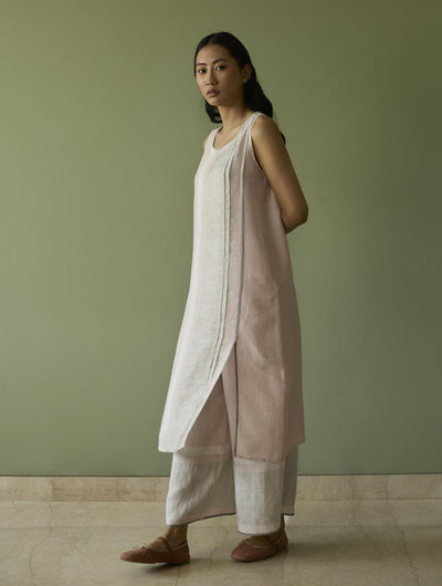 Yara Sleeveless Border Linen Kurta-Blush