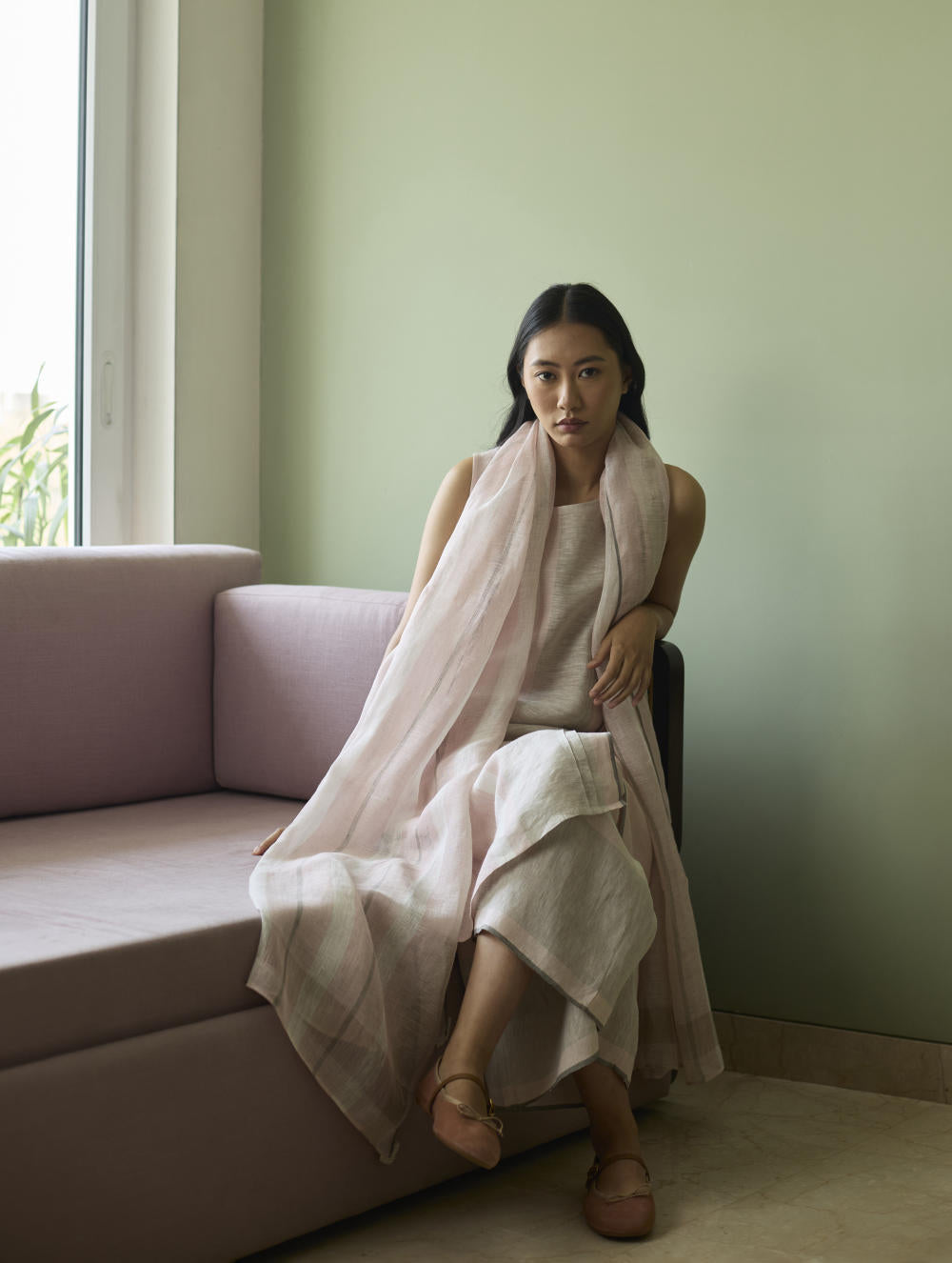 Yara Sleeveless Border Linen Kurta-Blush