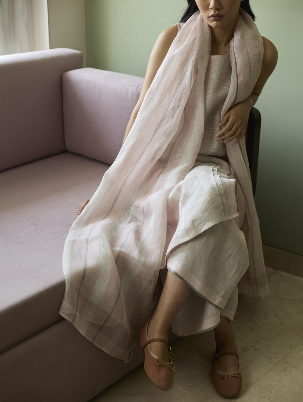 Yara Sleeveless Border Linen Kurta-Blush