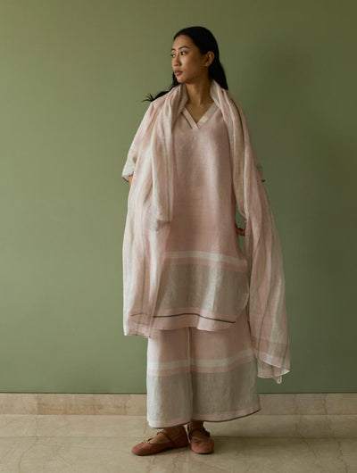 Iva Pleated Border Linen Kurta Set-Blush