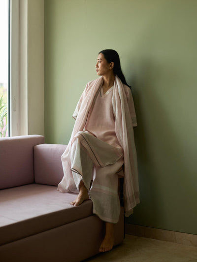 Iva Pleated Border Linen Kurta Set-Blush