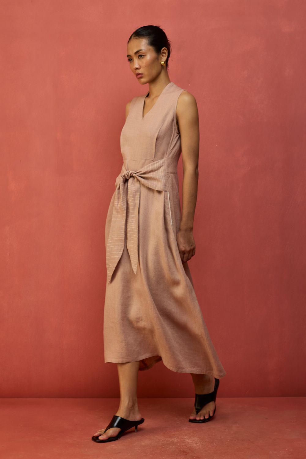 Tako Sleeveless Linen Knot Dress - Dusty Rose