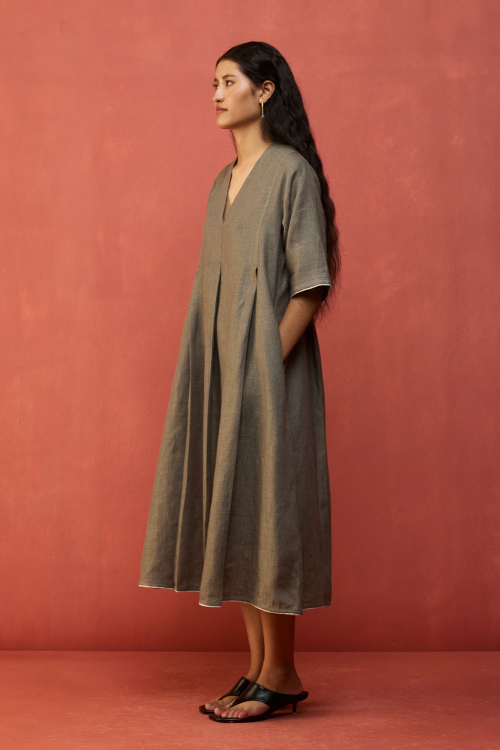 Maki Pleated Linen Dress - Grey