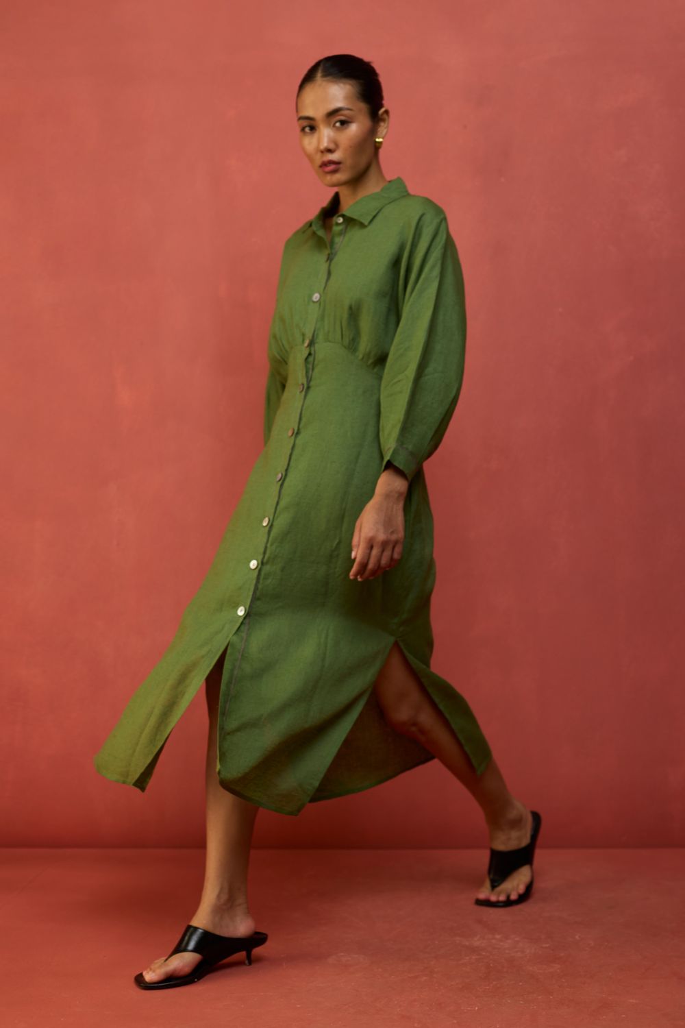 Masaru Buttoned Linen Dress - Fern Green