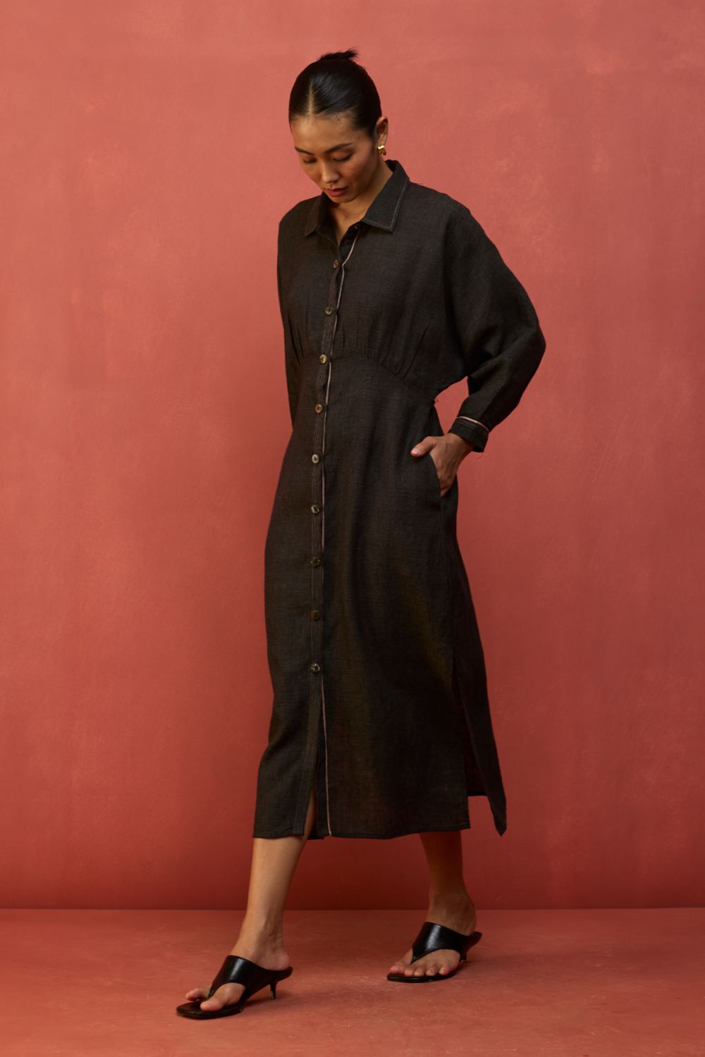 Masaru Buttoned Linen Dress - Charcoal