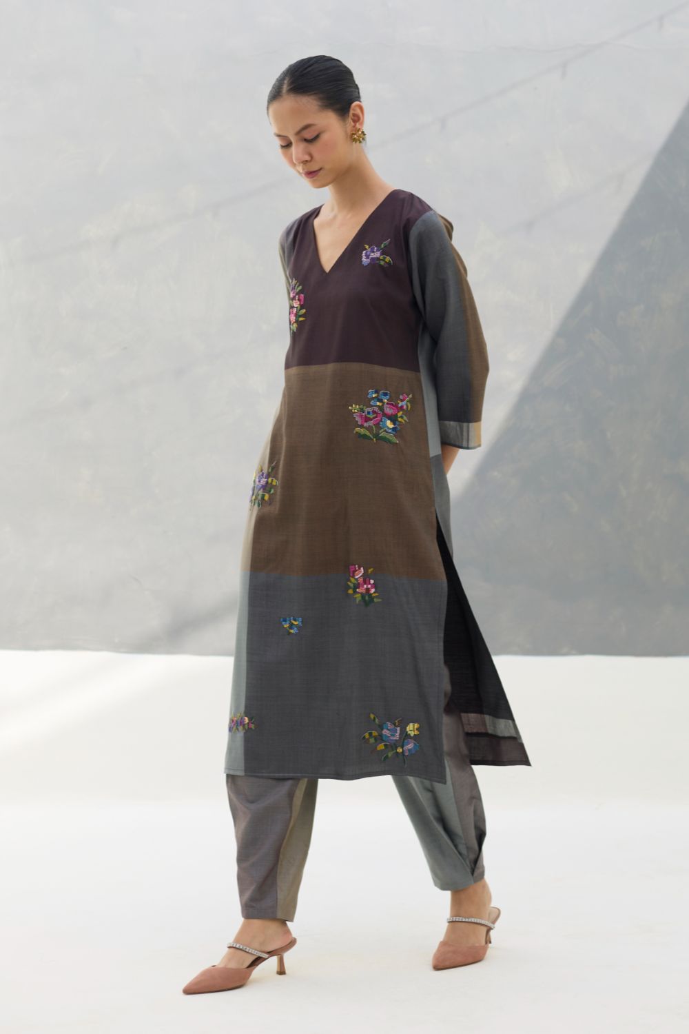 Nira Hand-Embroidered Eri Silk Kurta -  Taupe Grey