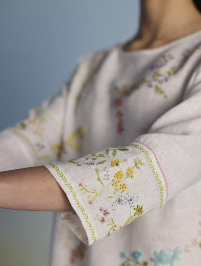 Emra Hand-Embroidered Linen Kurta Set - White