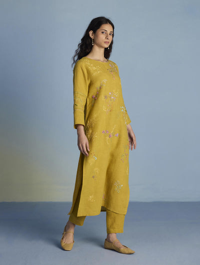 Emra Hand-Embroidered Linen Kurta Set - Ochre