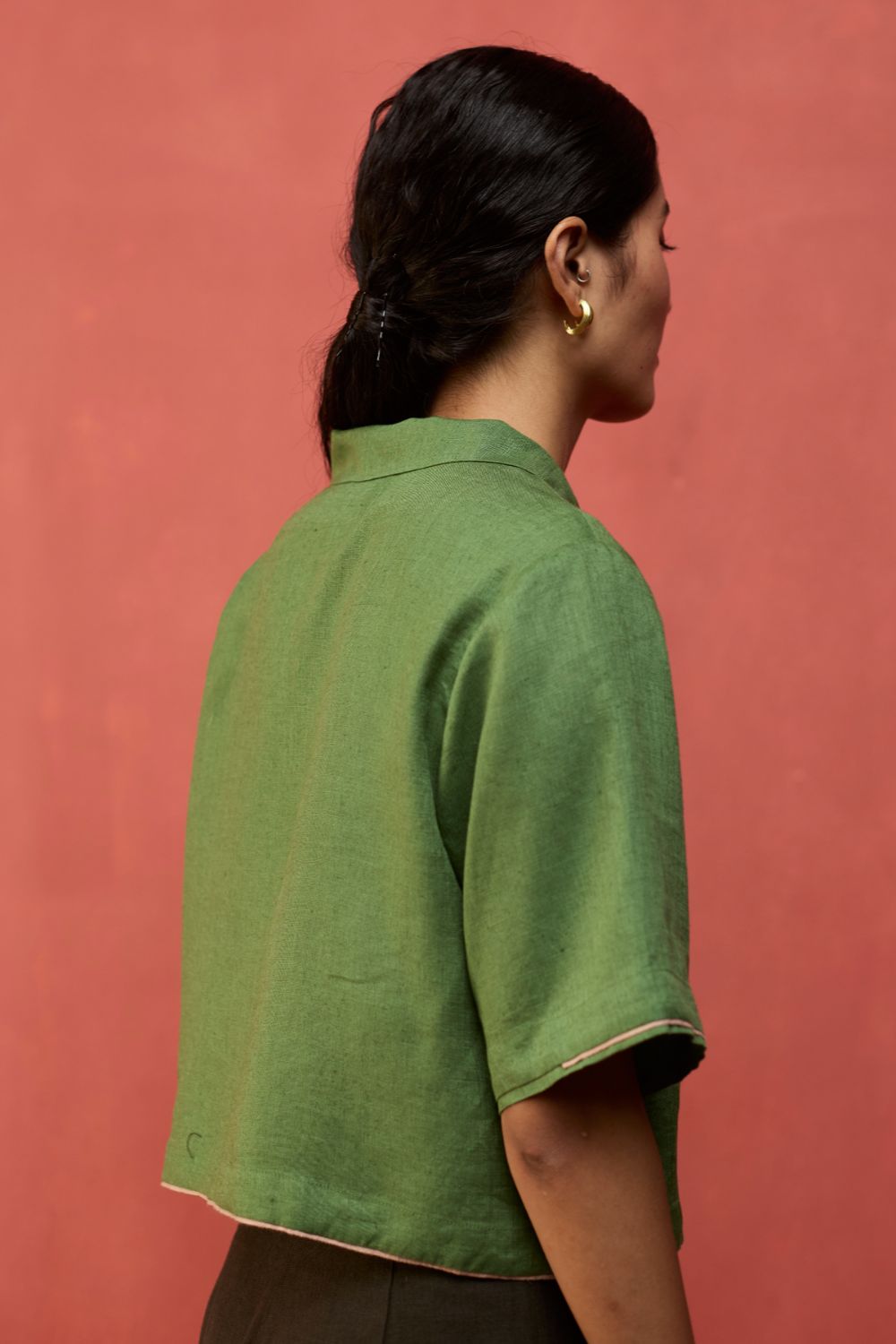 Kiera Cuban Collar Linen Shirt - Fern Green