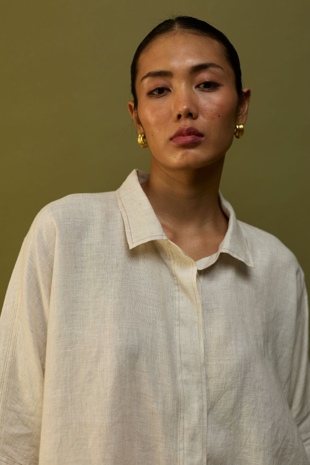 Sumire Curved Hem Linen Top - Off White