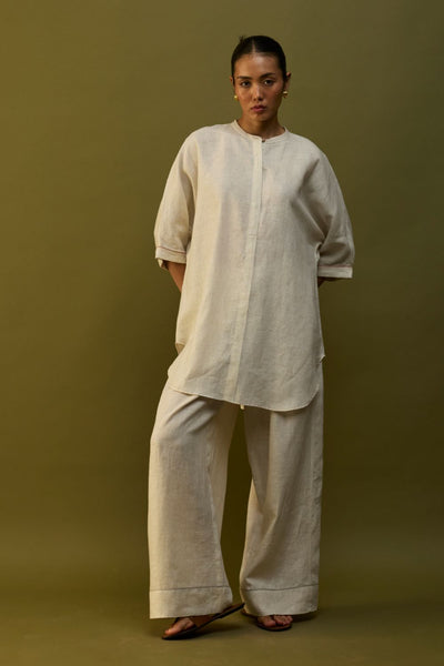 Sumire Curved Hem Linen Top - Off White