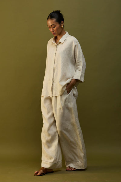 Sumire Curved Hem Linen Top - Off White