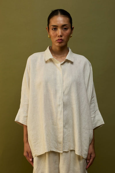 Sumire Curved Hem Linen Top - Off White