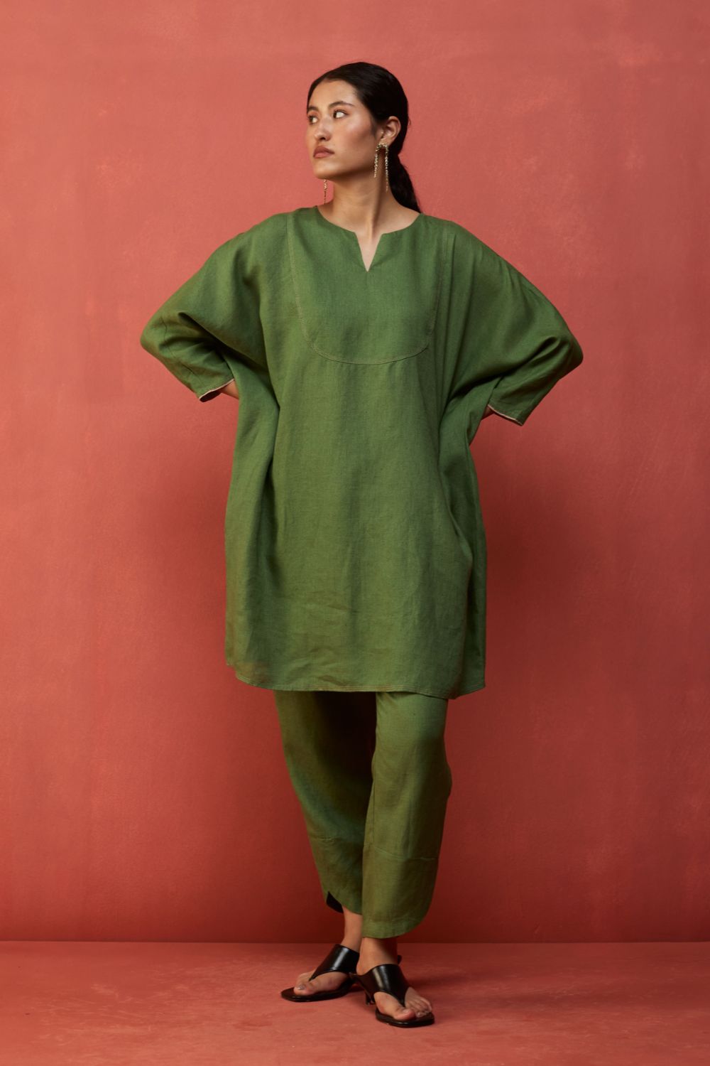 Etsu Yoke Linen Kurta - Fern Green