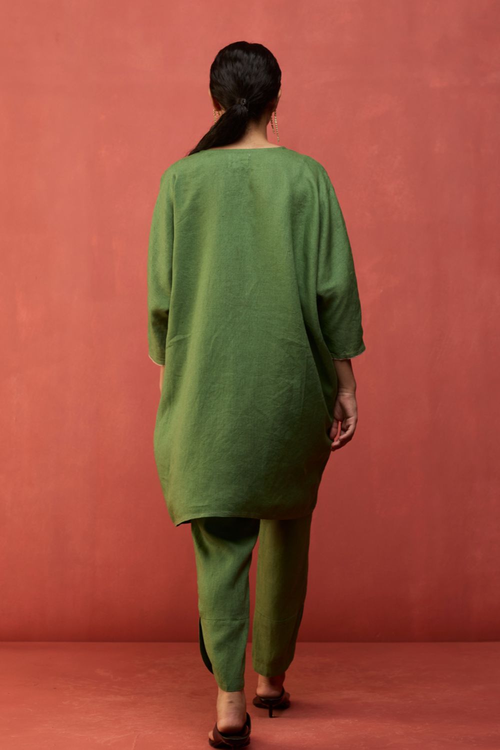 Etsu Yoke Linen Kurta - Fern Green