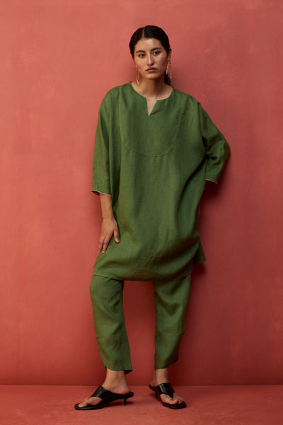 Etsu Yoke Linen Kurta - Fern Green