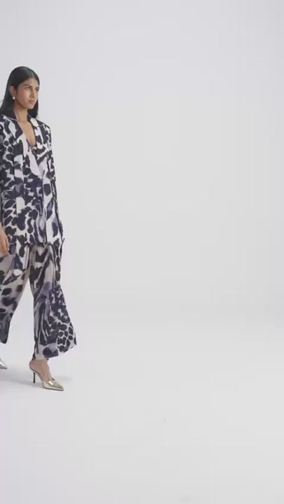 SAMBURU BLAZER & PANTS SET