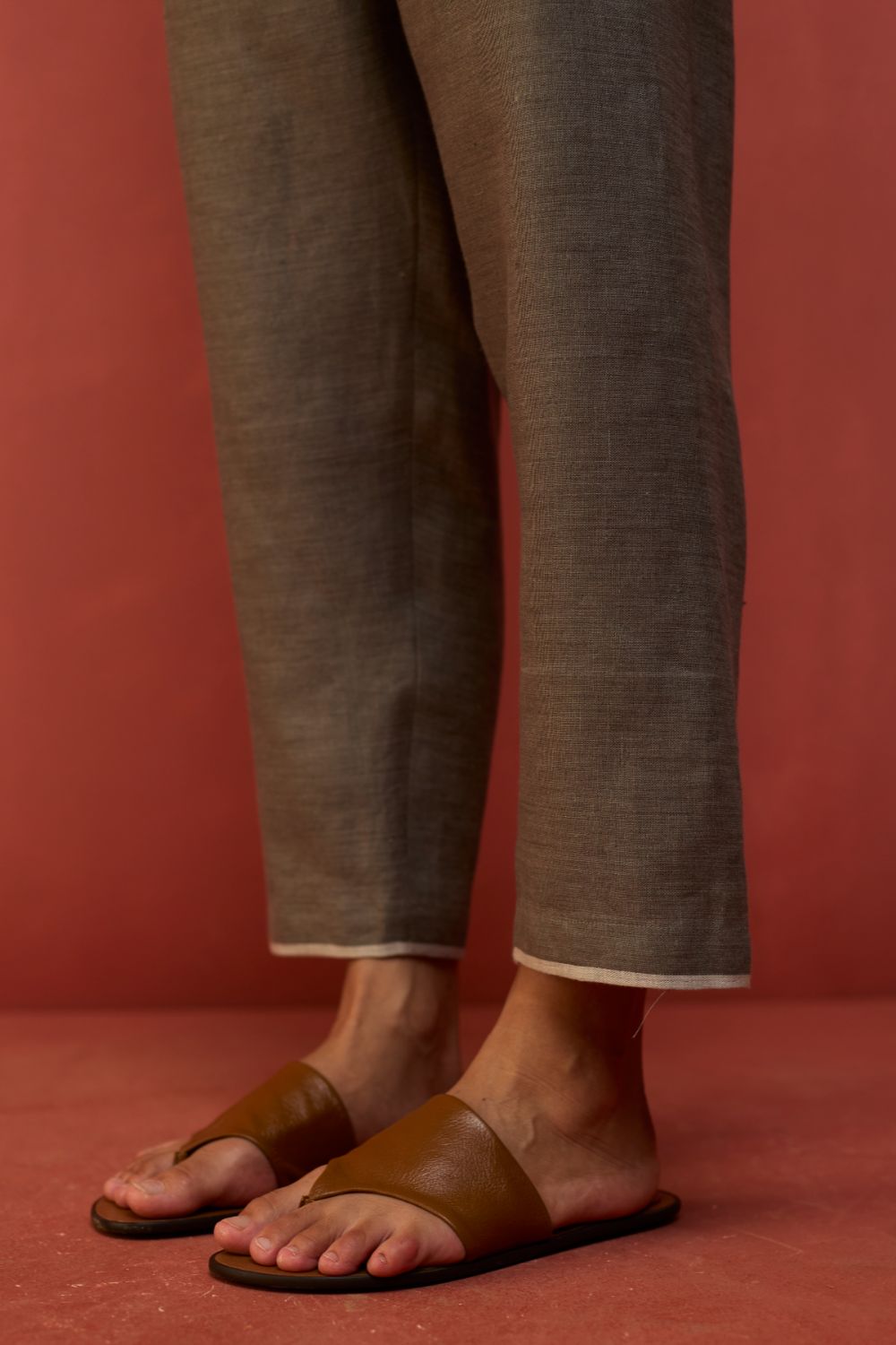 Wera Tapered Linen Pants - Grey