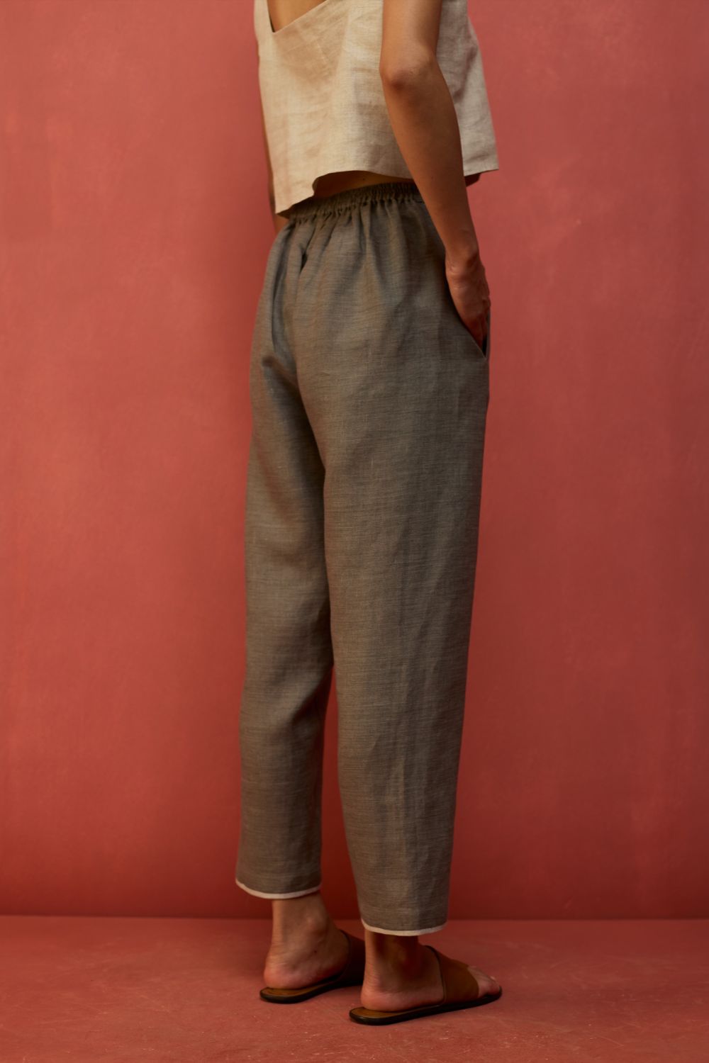 Wera Tapered Linen Pants - Grey
