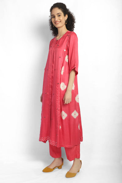Side panel embroidered set