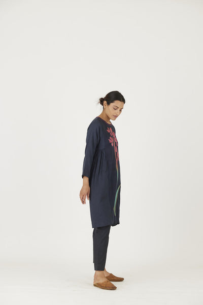 RHEA KURTA SET