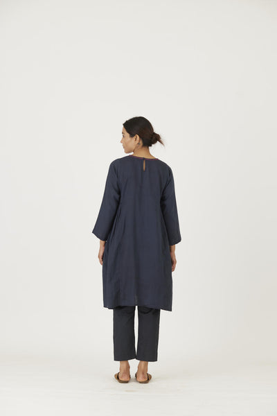 RHEA KURTA SET