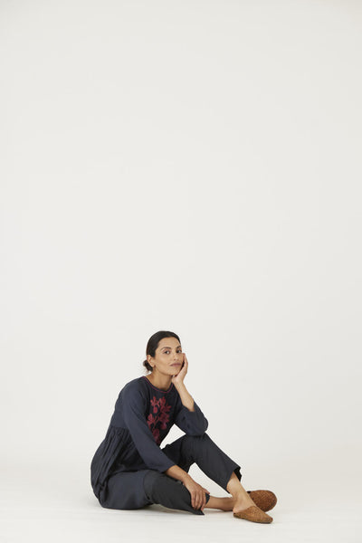 RHEA KURTA SET
