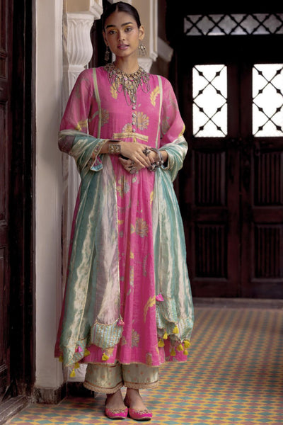 Fariba Pink Printed Back Yoke Kurta Set