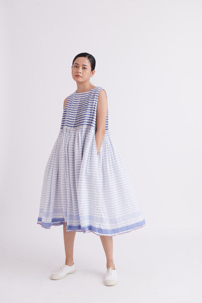 Sleeveless Pin tucks Dress in Blue Stripes