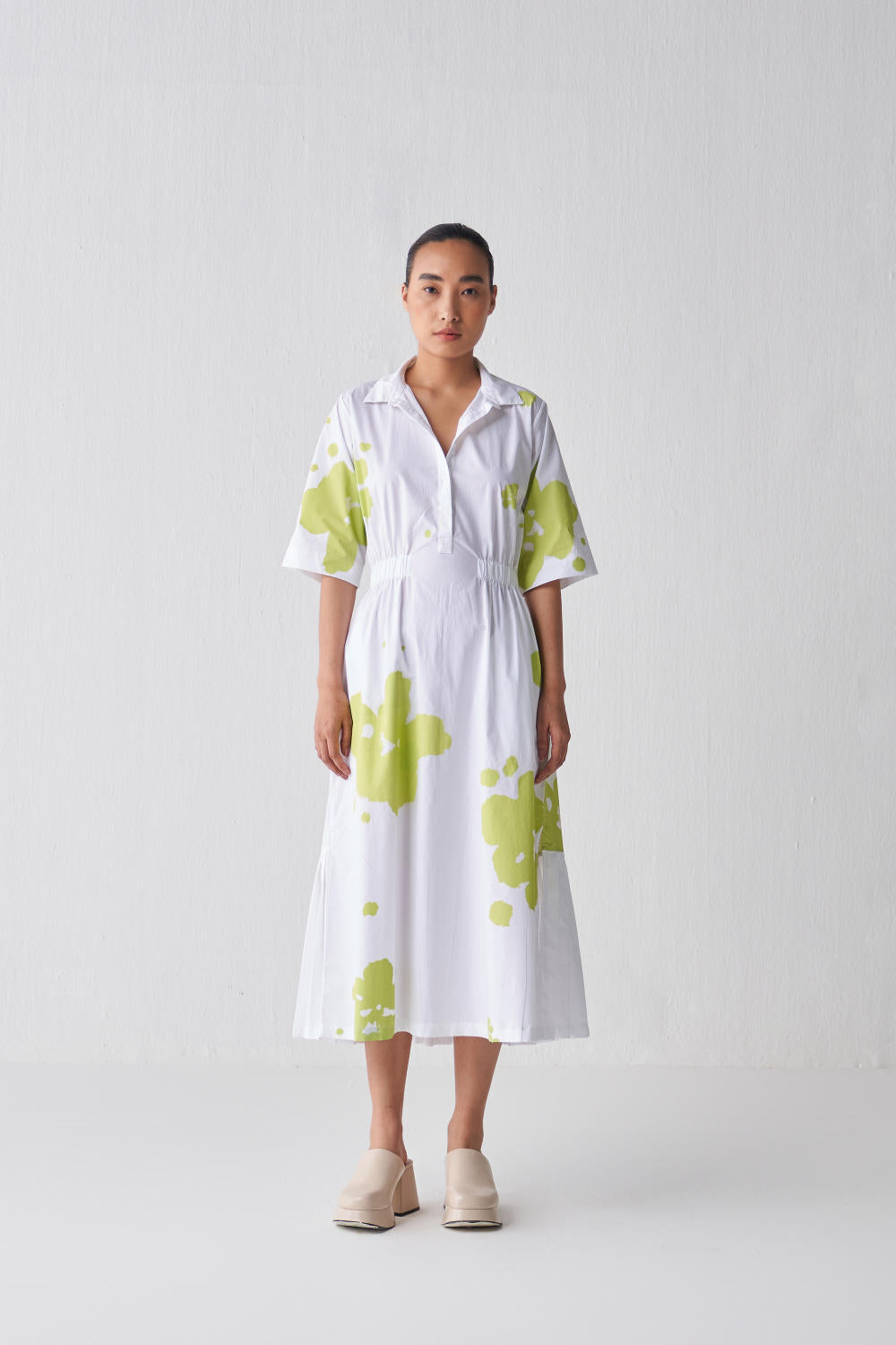 COLLARED SIDE ELASTIC WAIST DRESS