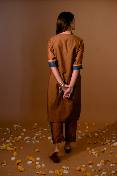 Amira Set