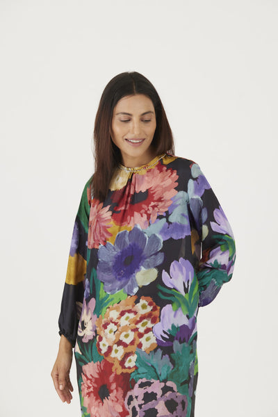 FARAH BLACK KURTA SET