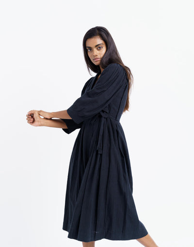 Iconic wrap - around midi dress - Black