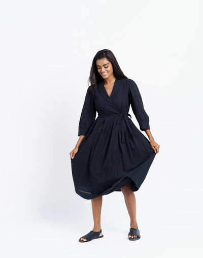 Iconic wrap - around midi dress - Black