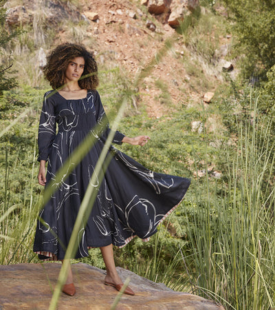 Under Her Gaze Midi Dress