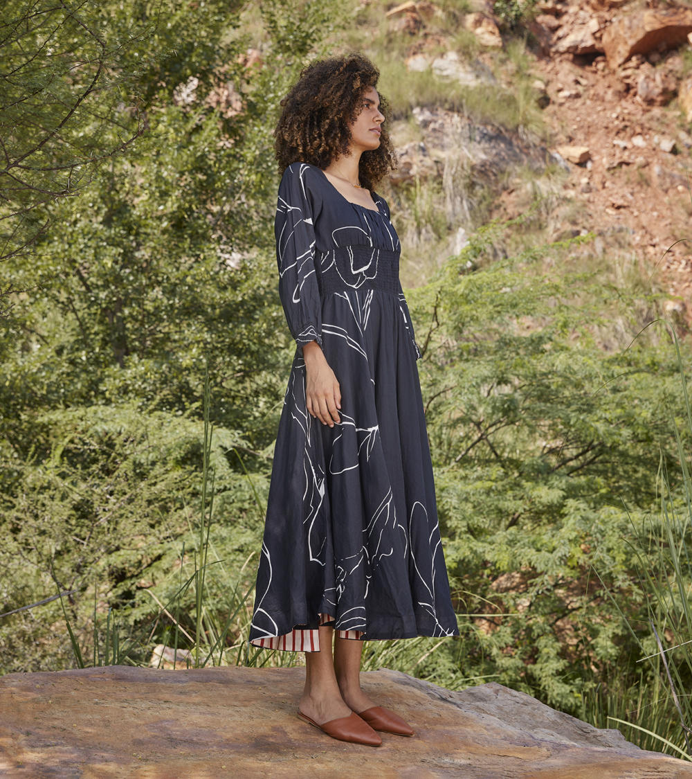 Under Her Gaze Midi Dress