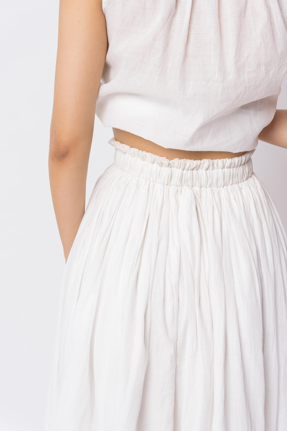 Pearl white pull - on skirt - White