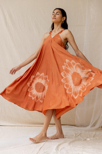 Dancing sunflower dress - rust