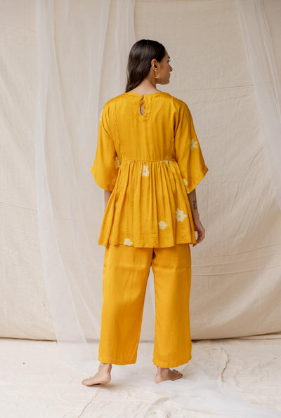 Dancing daisy co-ord set - mustard