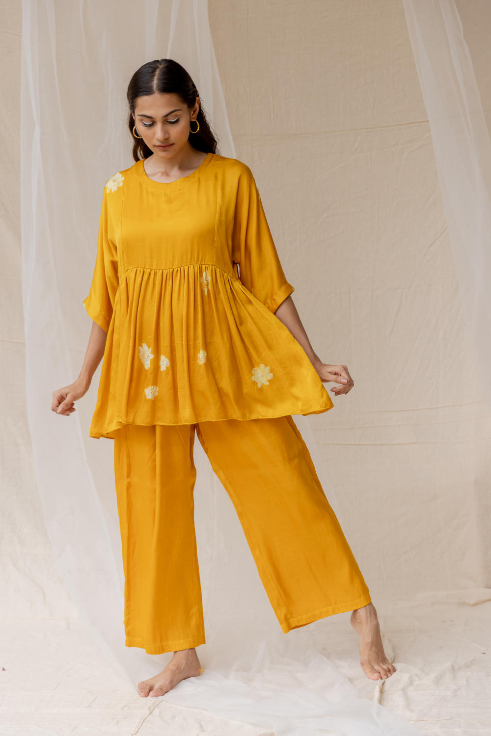 Dancing daisy co-ord set - mustard