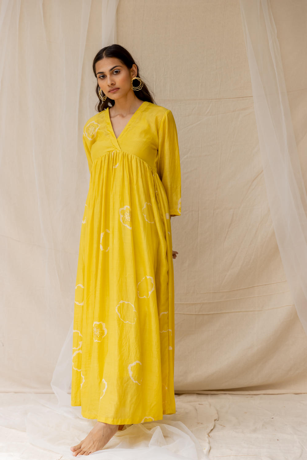 Dramatic poppy gathered dress - yellow