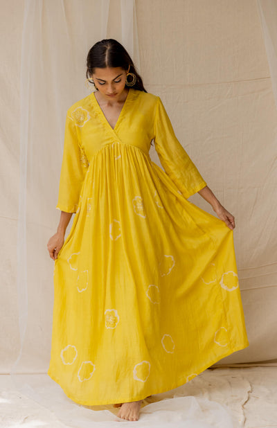 Dramatic poppy gathered dress - yellow