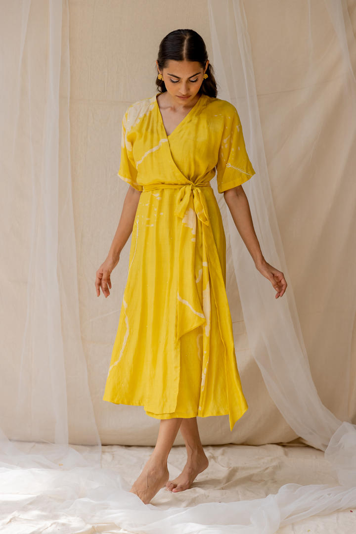 Hibiscus wrap around dress - yellow