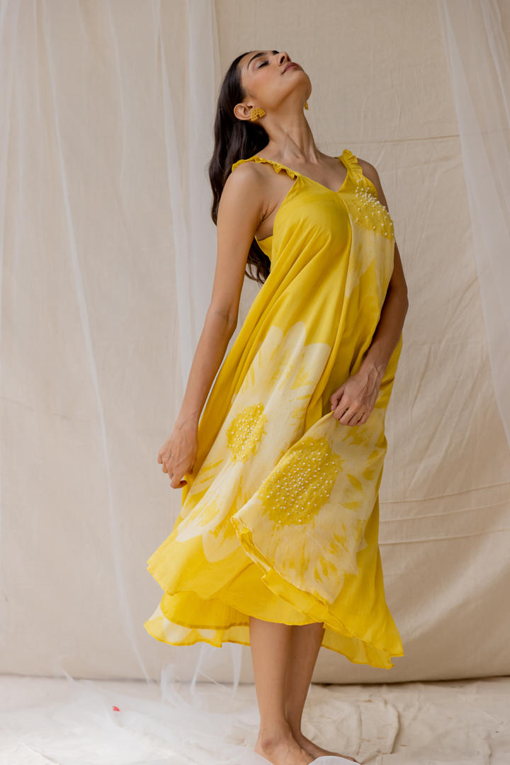 Dancing sunflower dress - yellow