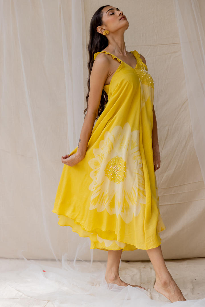 Dancing sunflower dress - yellow